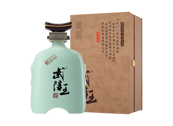 南阳武陵酒武陵王回收武陵王文王/武王53度500ml礼盒装行情价格